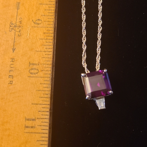 Vintage 6Ct Princess Cut Pendant on a 20 in Silver Rope💜 - Picture 3 of 7